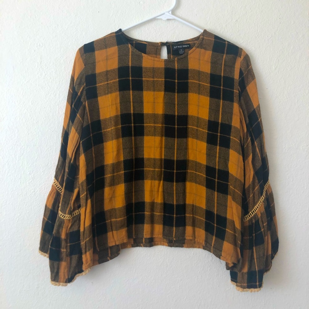 Style Envy flared sleeve top